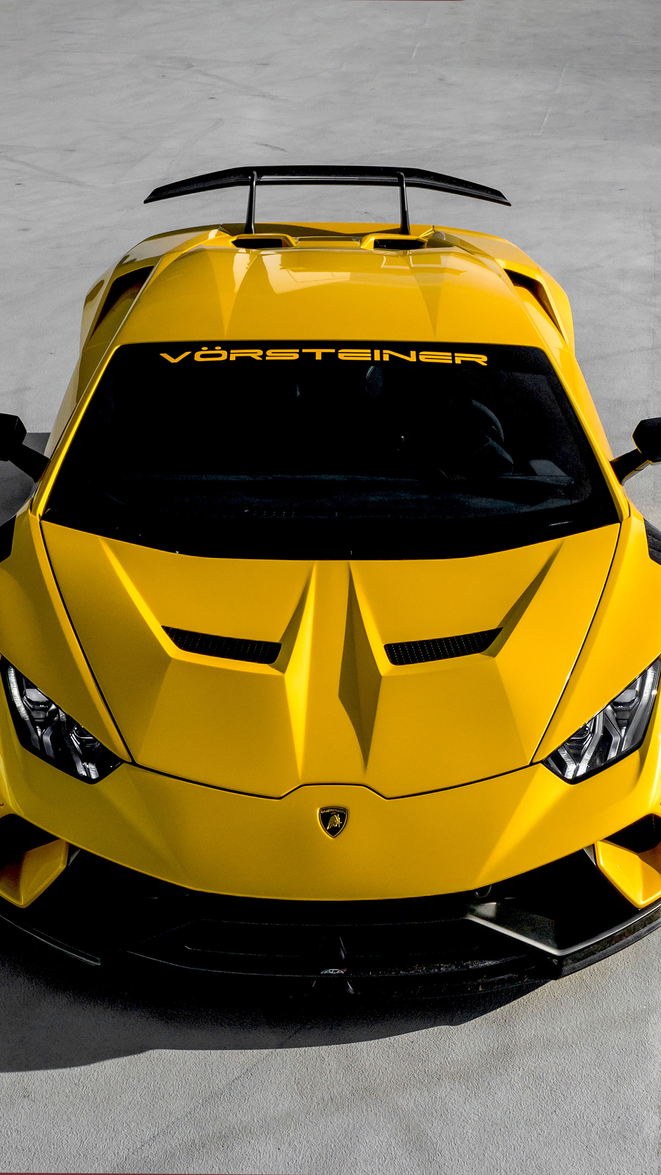 Yellow Lamborghini Huracan Performante 2019 4K Ultra HD Mobile Wallpaper