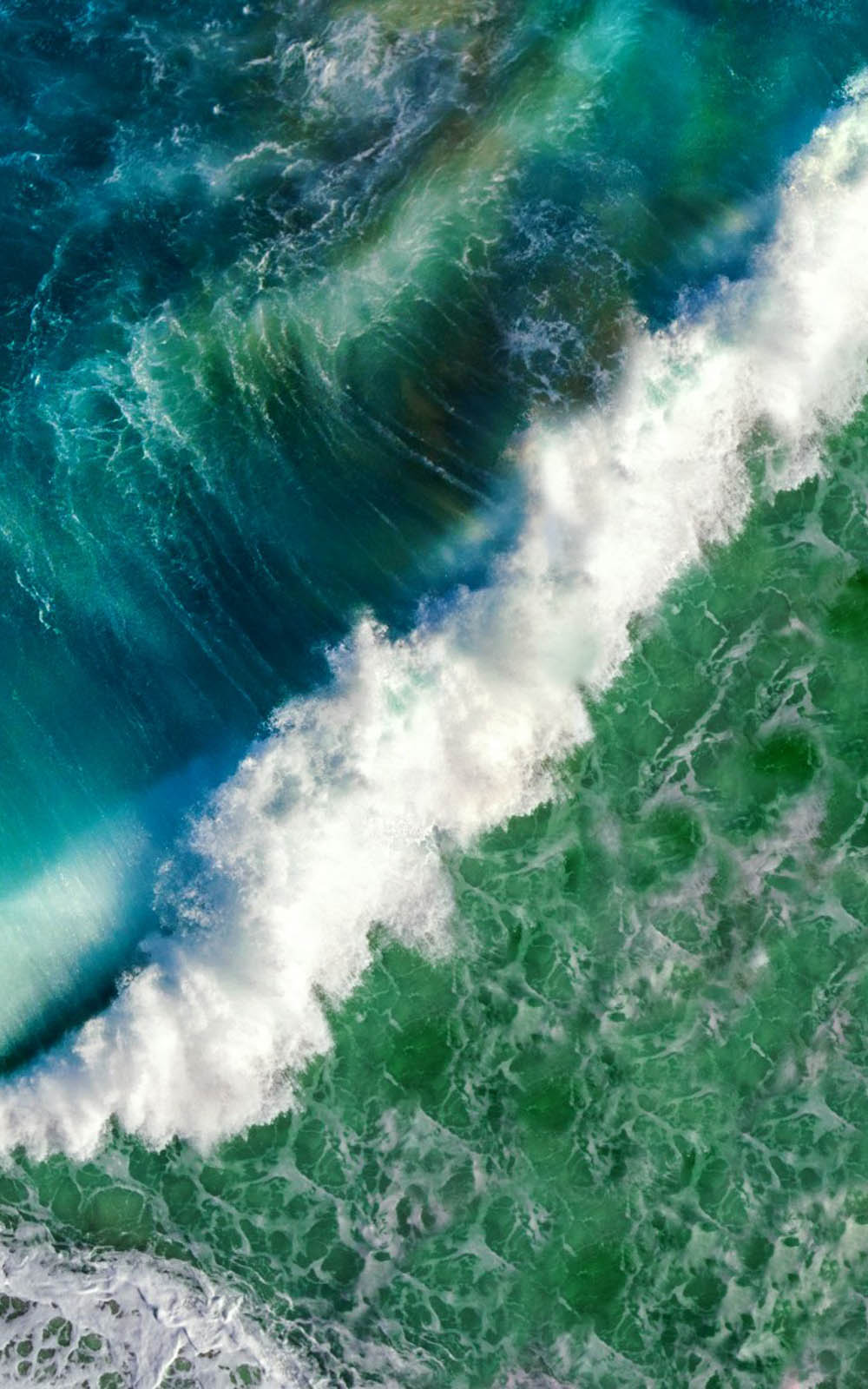 Blue Green Ocean Waves 4K Ultra HD Mobile Wallpaper