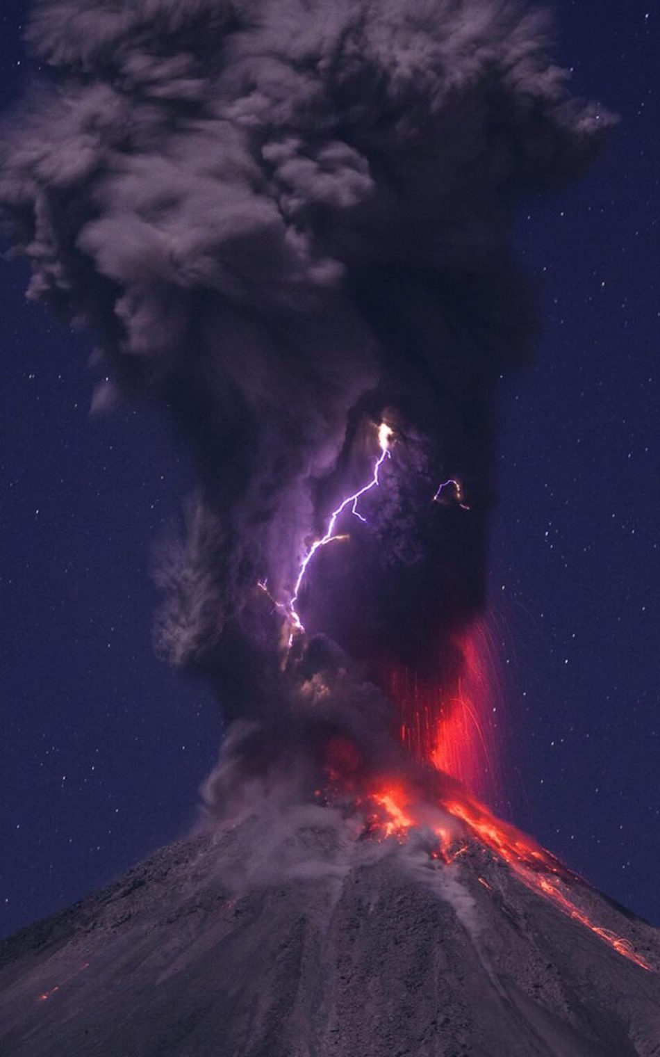 Lightning in Volcano