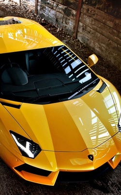 Yellow Lamborghin Aventador Preview