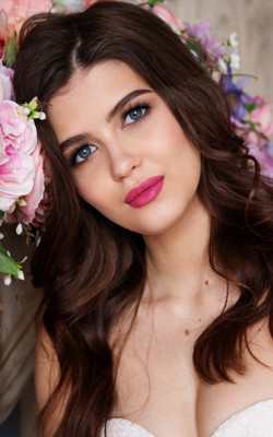 Beautiful Russian Girl Mobile Wallpaper Preview