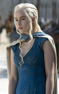 Daenerys Targaryen from Game of Thrones Mobile Wallpaper Preview