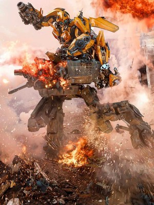 Bumblebee Fighting In Transformers - The Last Knight HD Mobile Wallpaper Preview