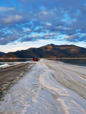 Salt Desert HD Mobile Wallpaper Preview