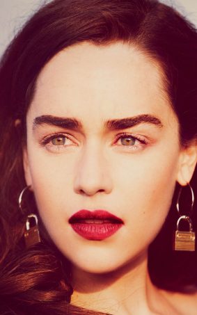 Emilia Clarke Vintage Click 2017 HD Mobile Wallpaper