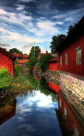 Red Painted Village HD Mobile Wallpaper