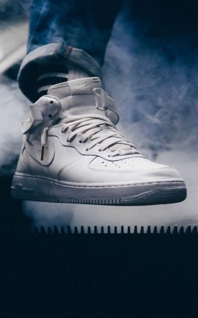 White Sneaker HD Mobile Wallpaper