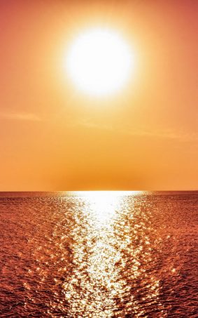 Golden Sunset Over The Sea HD Mobile Wallpaper