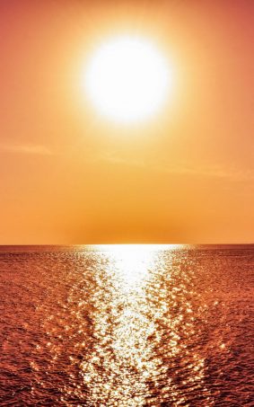Golden Sunset Over The Sea HD Mobile Wallpaper