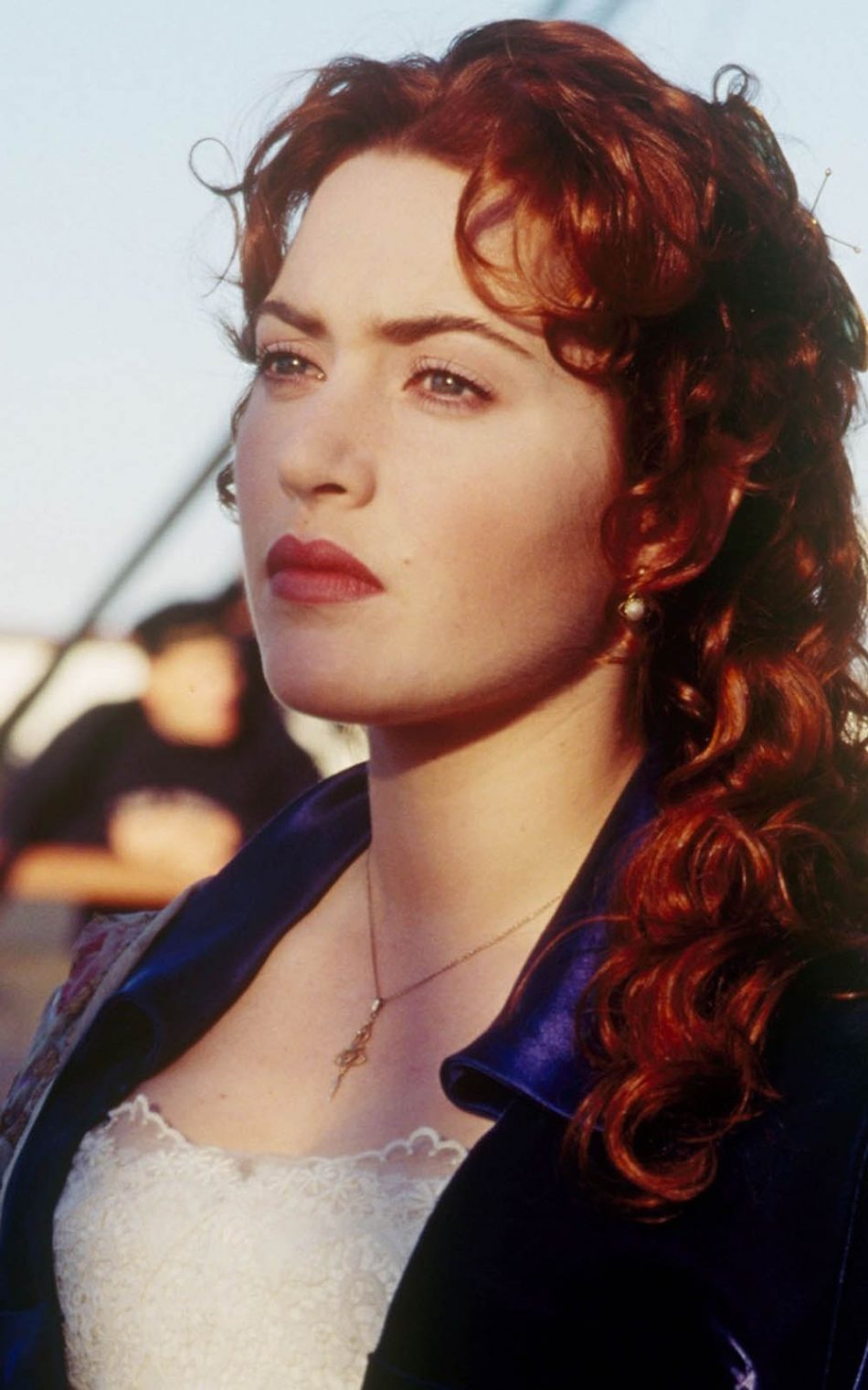 Gorgeous Kate Winslet In Titanic HD Mobile Wallpaper