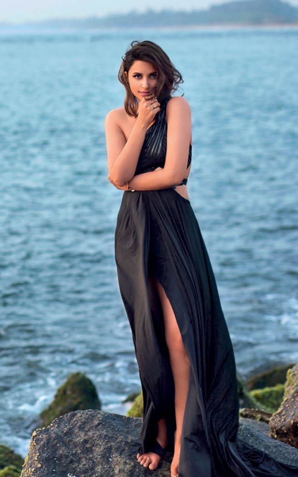 Parineeti Chopra Black Dress 2017 Photoshoot HD Mobile Wallpaper