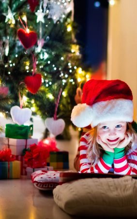 Christmas Cute Kid Wearing Santa Hat HD Mobile Wallpaper