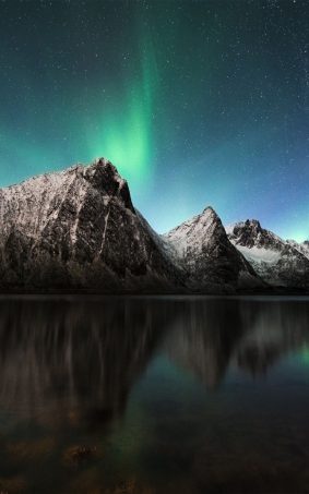 Northern Lights Aurora Borealis Iceland HD Mobile Wallpaper