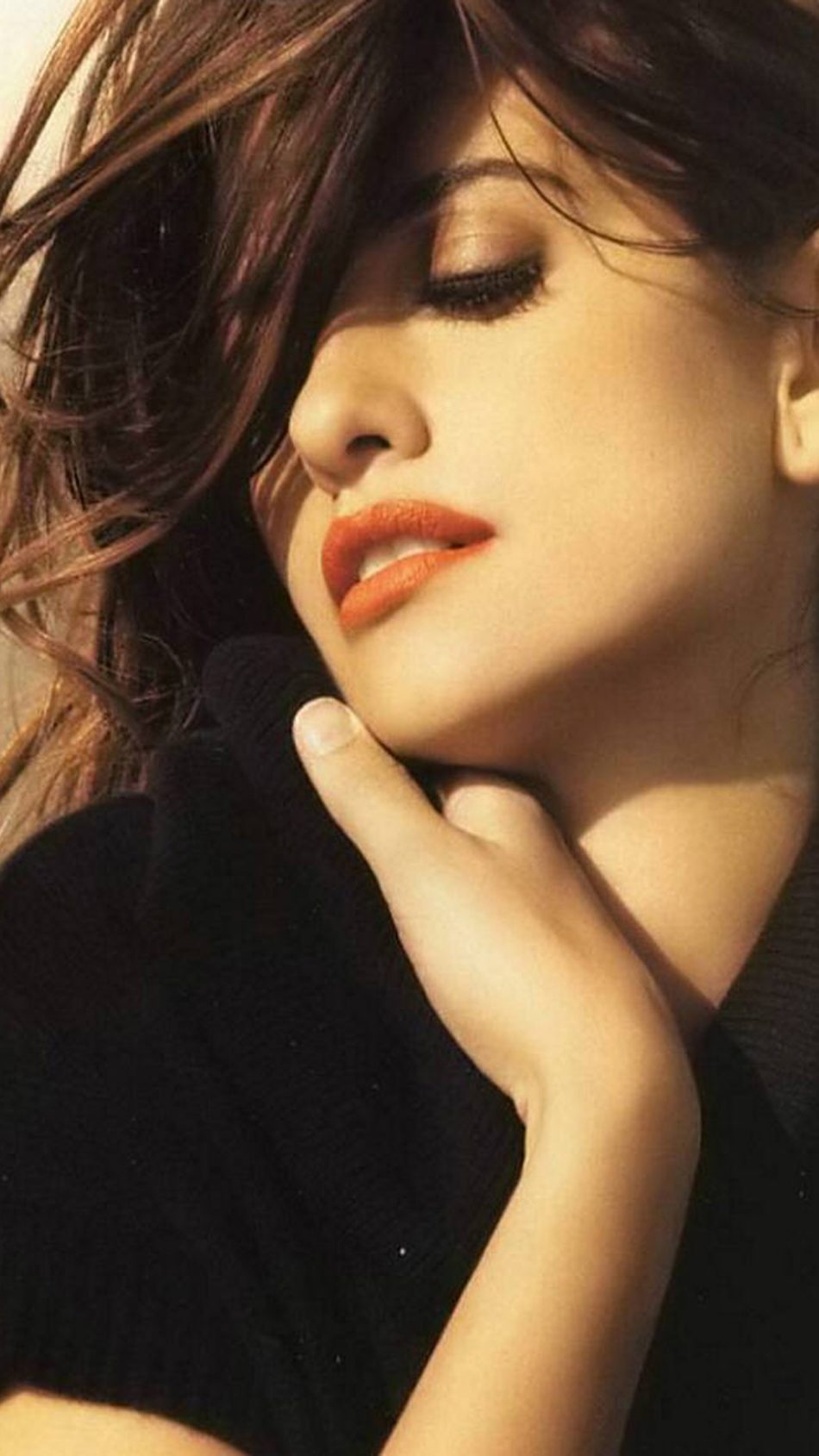 Latina Actress Penélope Cruz 4K Ultra HD Mobile Wallpaper Latina Actress Penélope Cruz 4K Ultra HD Mobile Wallpaper
