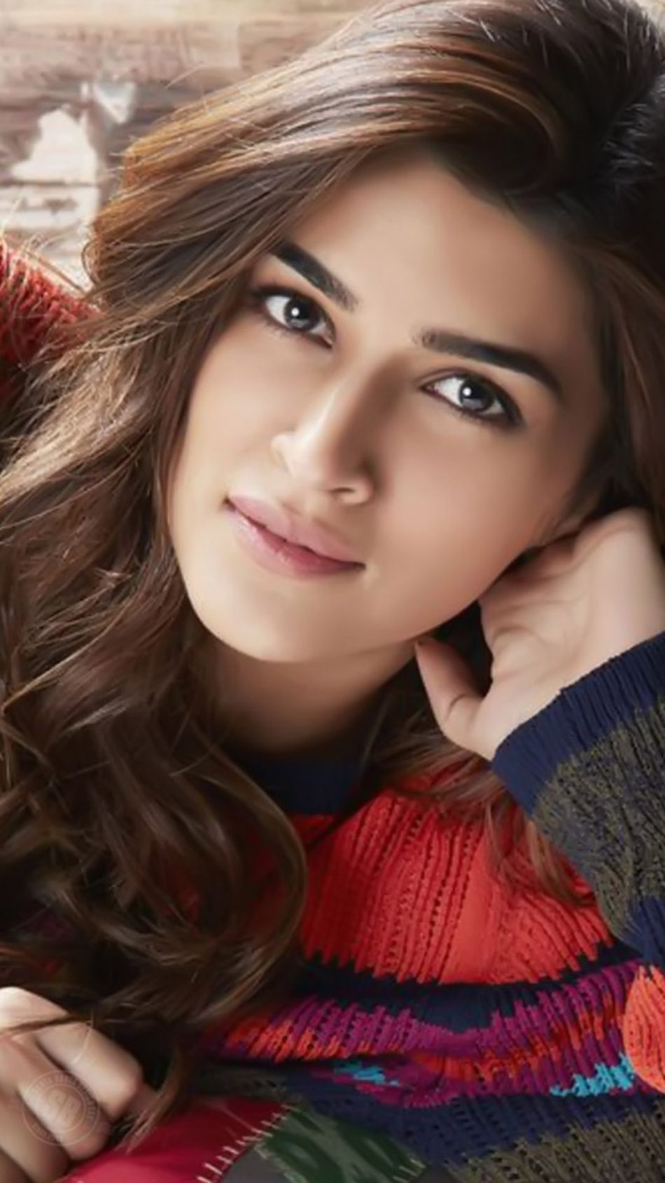 Beautiful Kriti Sanon 4k Ultra Hd Mobile Wallpaper