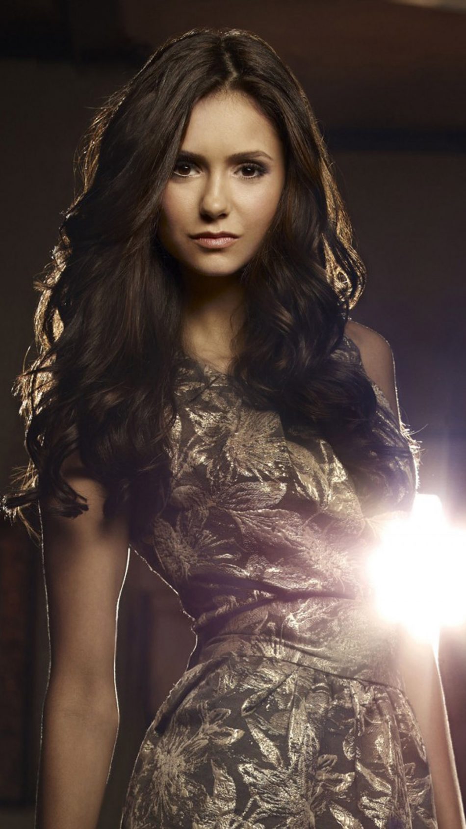 Nina Dobrev In The Vampire Diaries HD Mobile Wallpaper