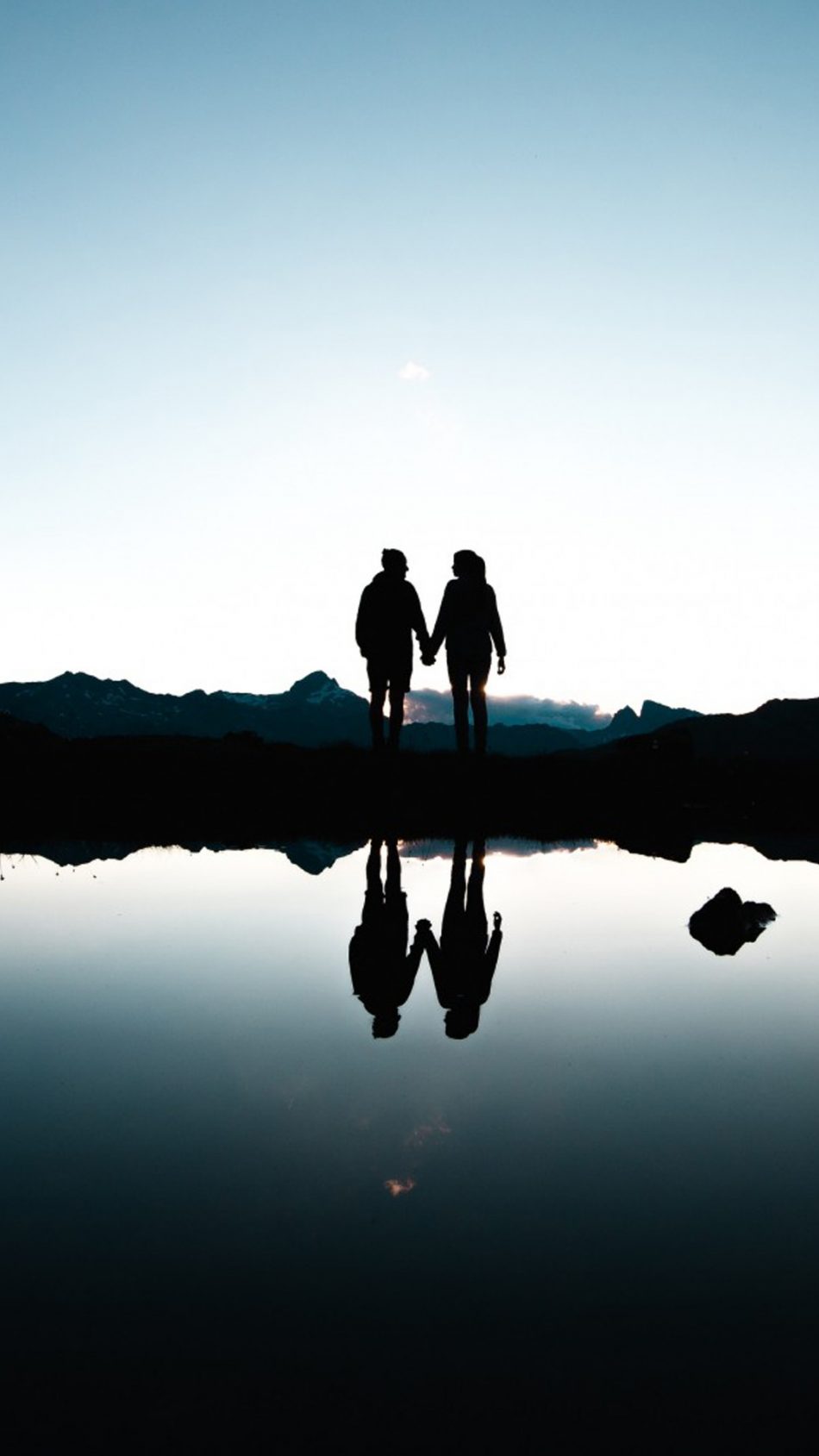 Romantic Couple Lake Reflections HD Mobile Wallpaper