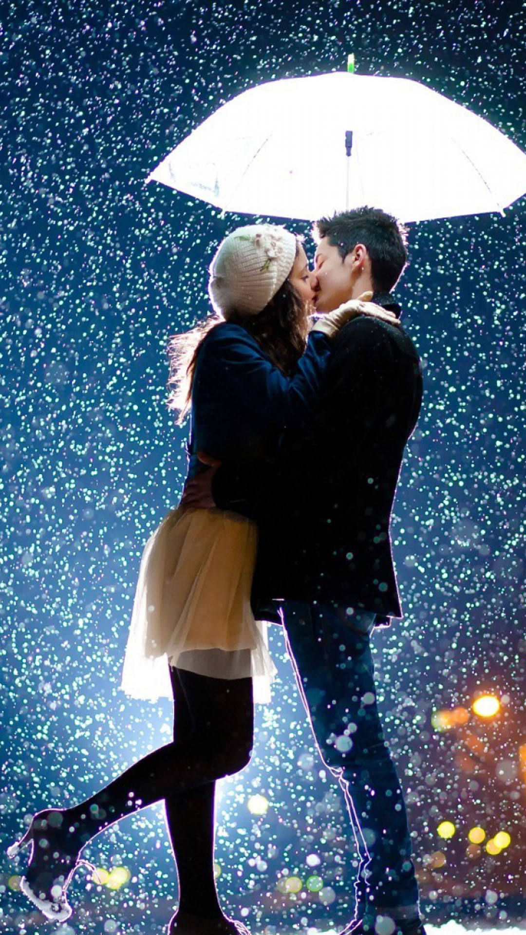 Couple Kissing Raining Umbrella 4K Ultra HD Mobile Wallpaper