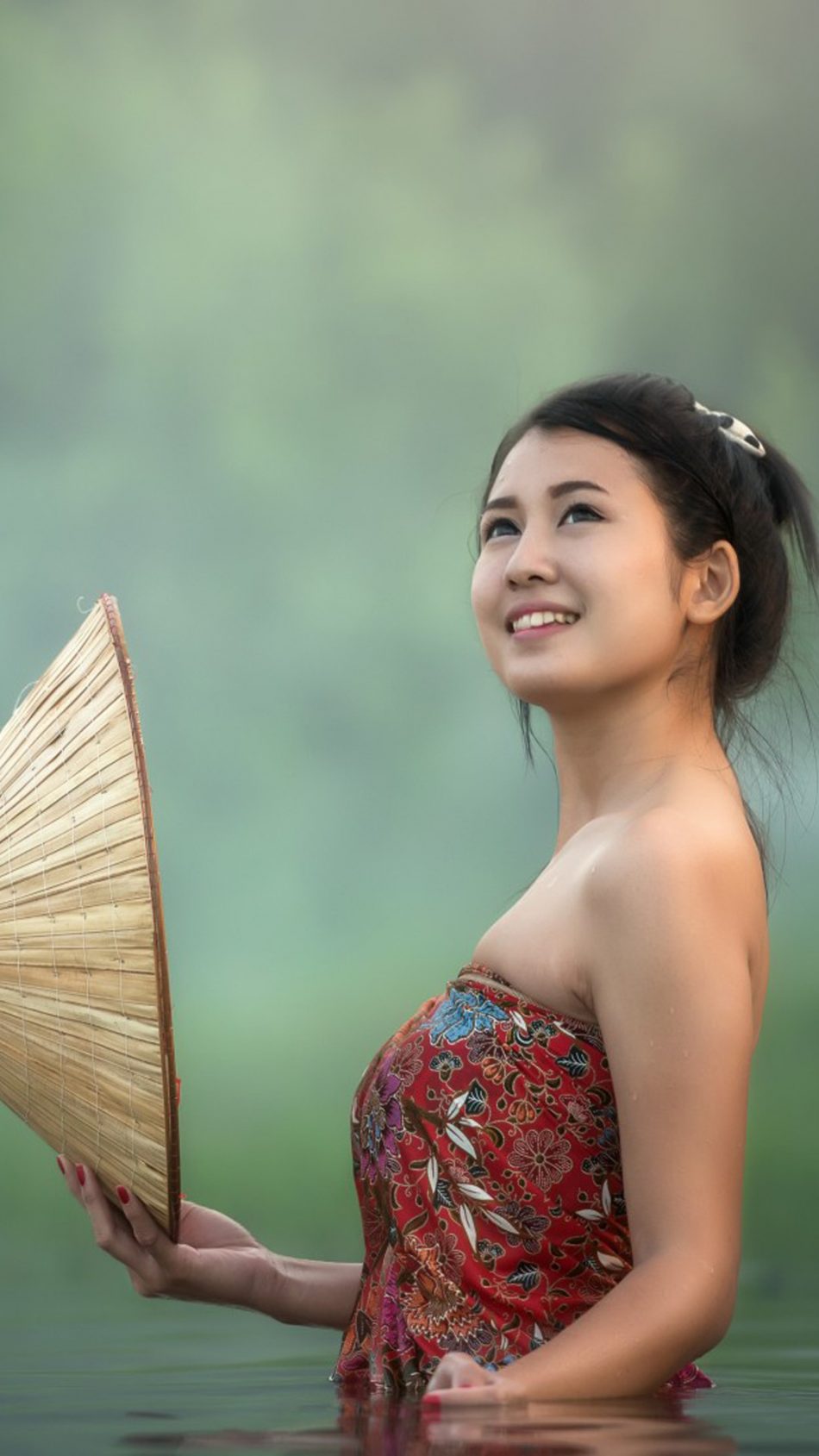 Beautiful Asian Girl Lake Photoshoot HD Mobile Wallpaper