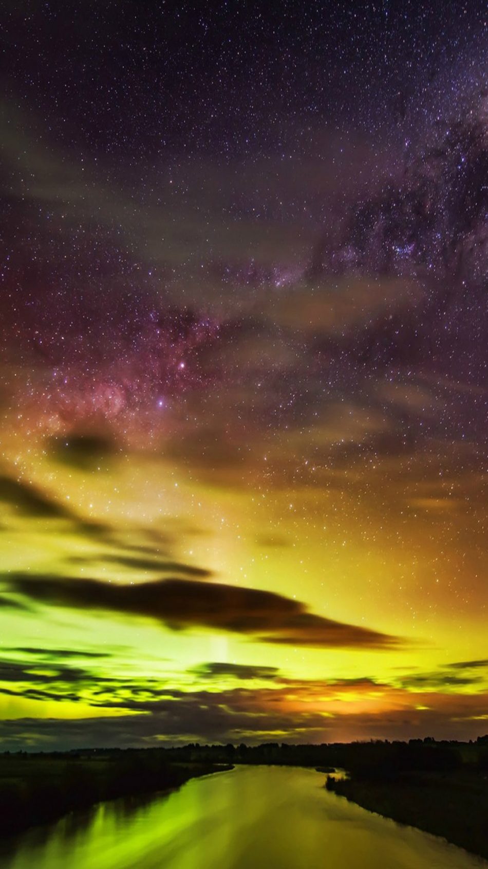 New Zealand Southern Lights Aurora River Night Sky HD Mobile Wallpaper