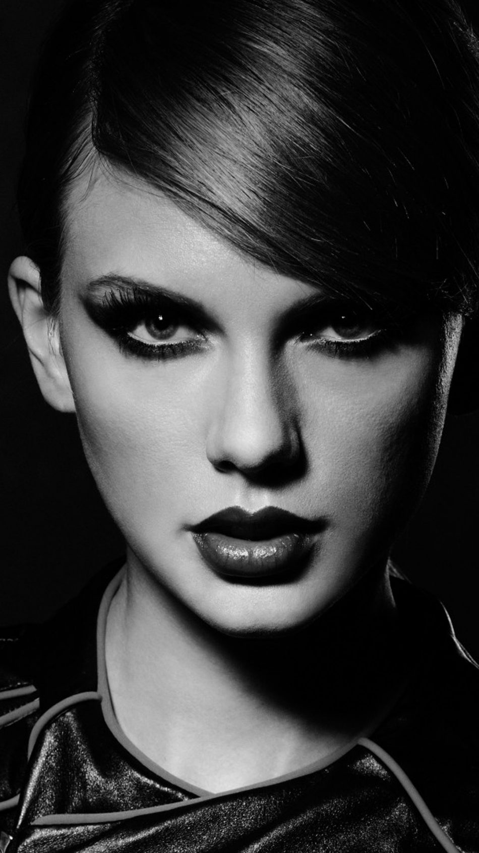 Taylor Swift Portrait Black & White HD Mobile Wallpaper