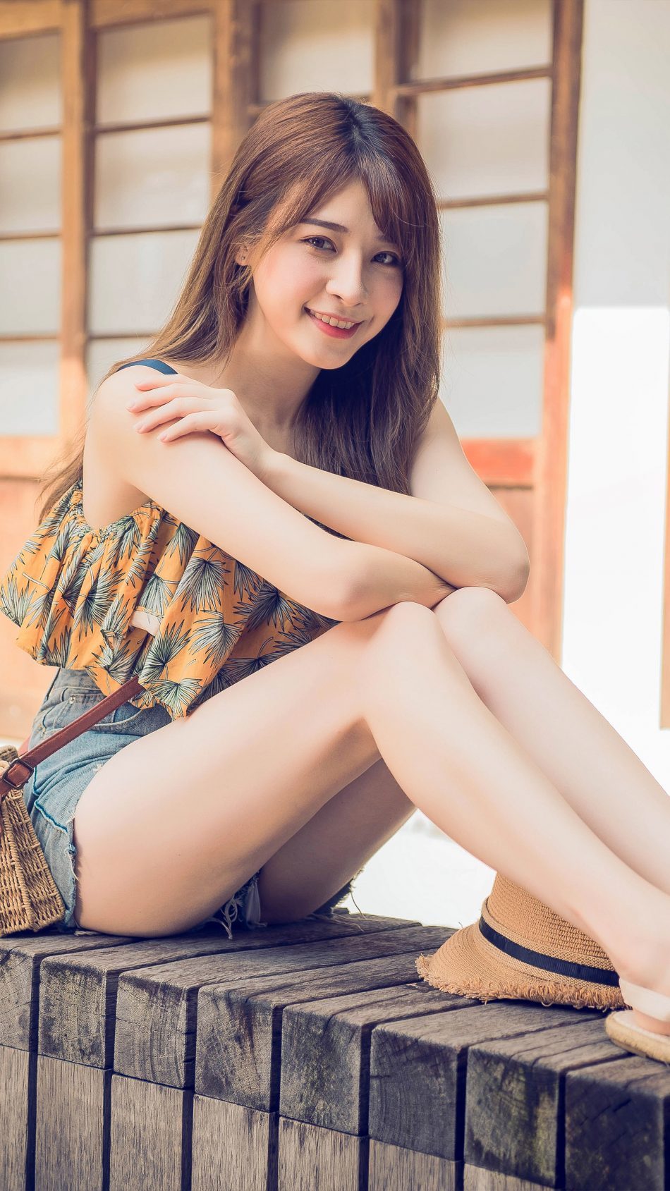 Beautiful Asian Girl Smile Happy 4K Ultra HD Mobile Wallpaper