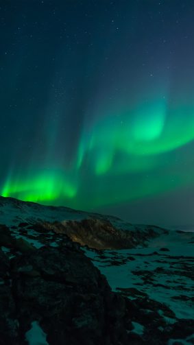 Northern Lights Aurora Borealis Landscape 4K Ultra HD Mobile Wallpaper