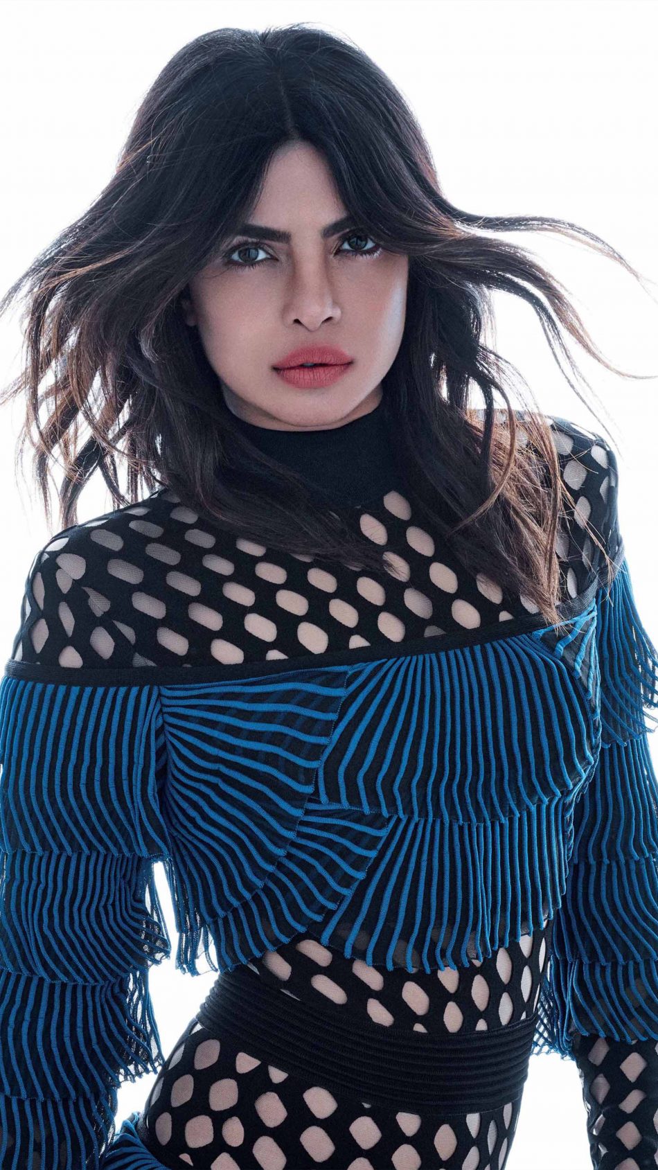 Priyanka Chopra Elle India 2018 4K Ultra HD Mobile Wallpaper