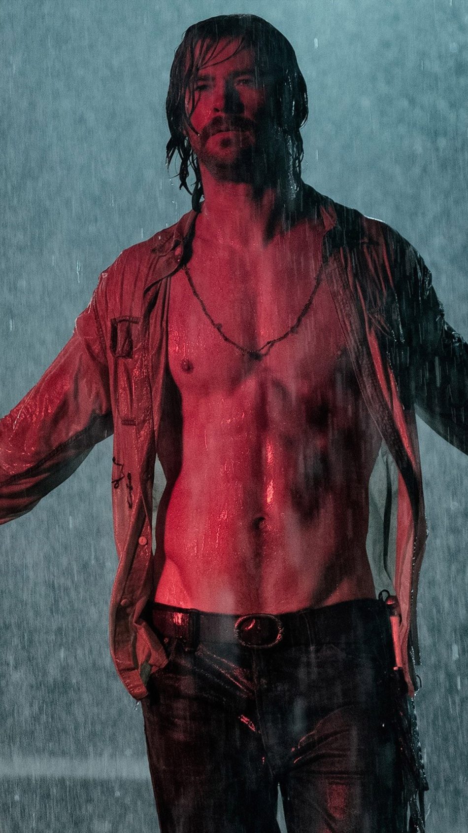 Chris Hemsworth In Bad Times At The El Royale 4K Ultra HD Mobile Wallpaper