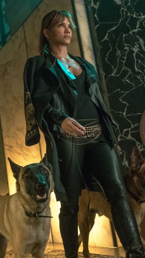 Halle Berry In John Wick 3 Parabellum 4K Ultra HD Mobile Wallpaper