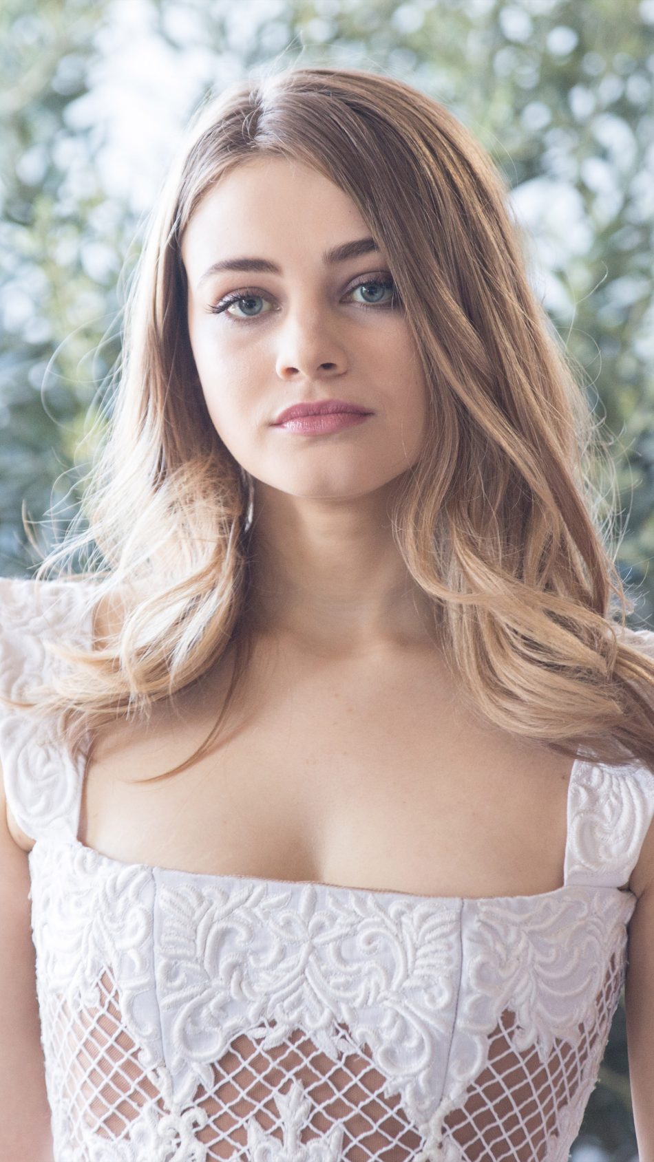 Josephine Langford 4K Ultra HD Mobile Wallpaper