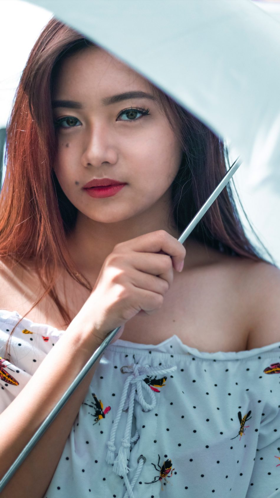 Asian Girl Model Umbrella Sunray 4K Ultra HD Mobile Wallpaper