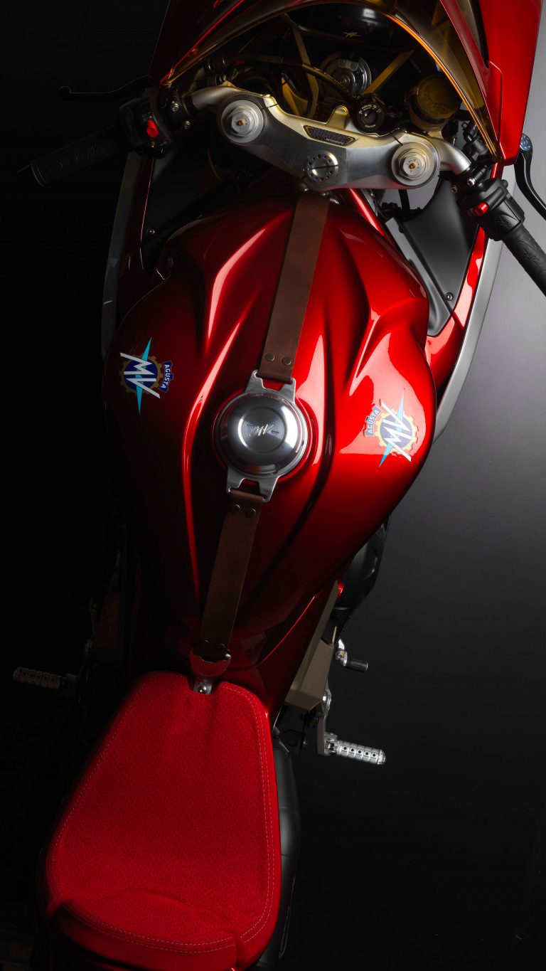 MV Agusta Superveloce 800 4K Ultra HD Mobile Wallpaper