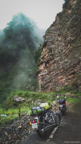 Bikes Travel Hills Fog 4K Ultra HD Mobile Wallpaper