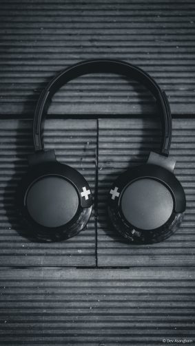 Headphone Wireless Music Black & White 4K Ultra HD Mobile Wallpaper