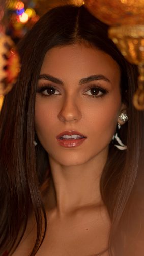 Victoria Justice Modeliste Magazine 4K Ultra HD Mobile Wallpaper