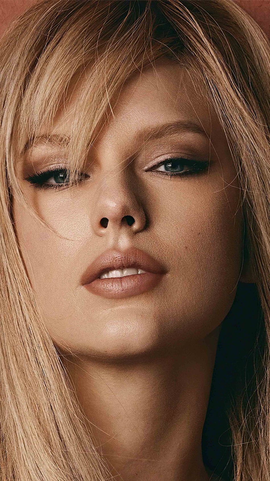 Taylor Swift 2020 4K Ultra HD Mobile Wallpaper