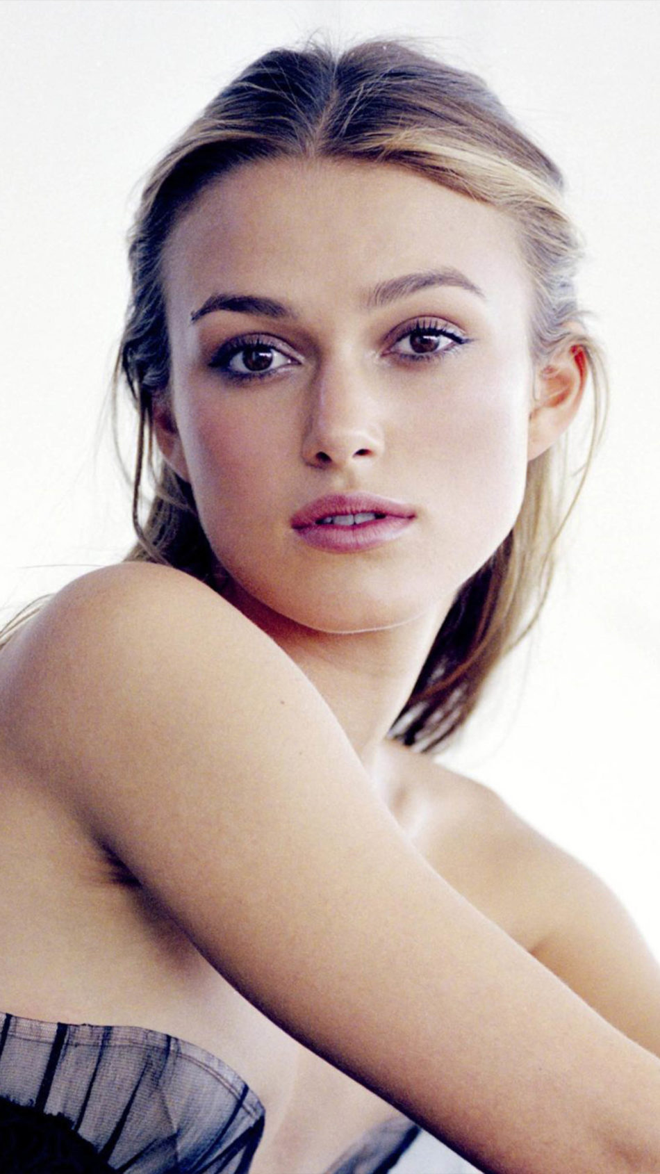 Pin on ACTRESS KIERA KNIGHTLY