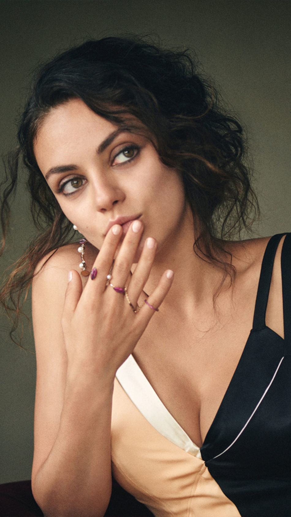 Mila Kunis 2020 Photoshoot 4K Ultra HD Mobile Wallpaper