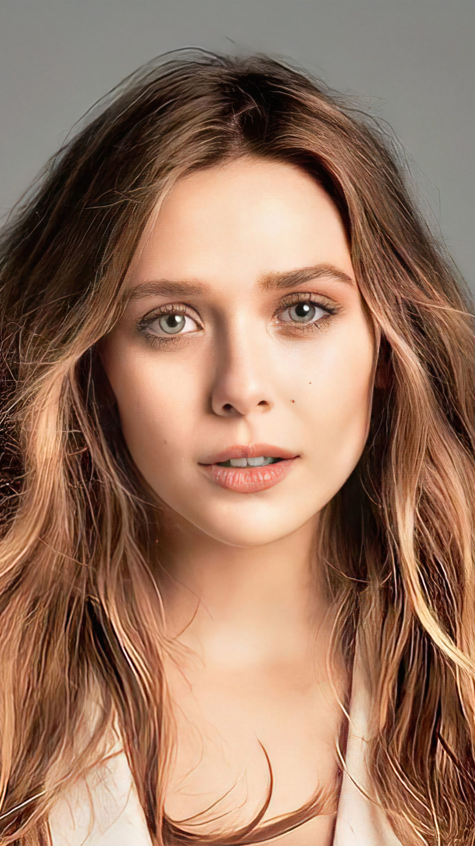 Actress Elizabeth Olsen Portrait 4K Ultra HD Mobile Wallpaper