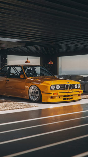 BMW E30 DTN T7 Yellow 4K Ultra HD Mobile Wallpaper