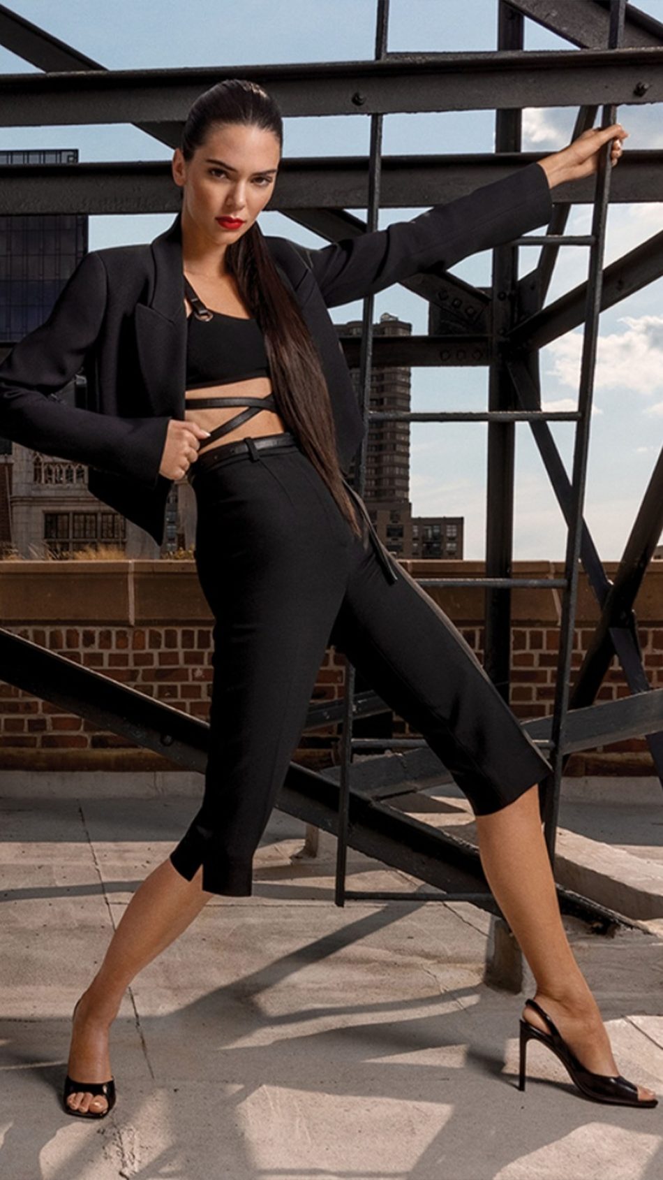Model Kendall Jenner In Black Dress Photoshoot 2022 4K Ultra HD Mobile Wallpaper
