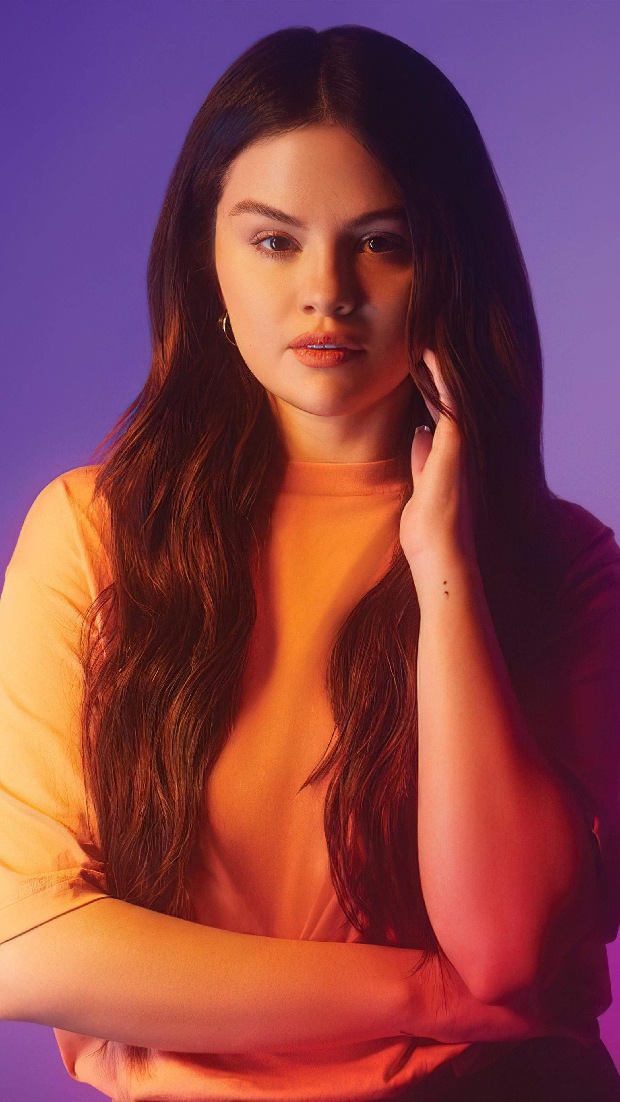 Selena Gomez 4K Wallpaper for Mobile Phone