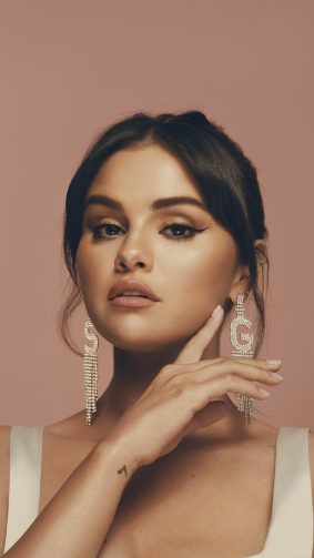 Selena Gomez Fashion Photoshoot 2022 4K Ultra HD Mobile Wallpaper