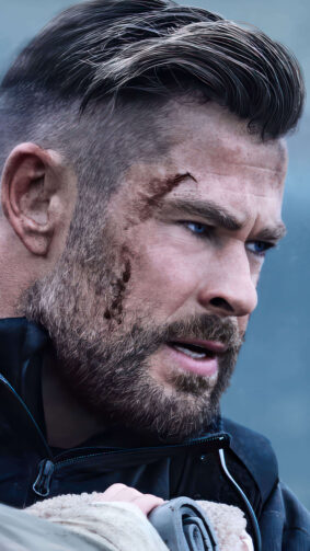 Chris Hemsworth In Extraction 2 4K Ultra HD Mobile Wallpaper
