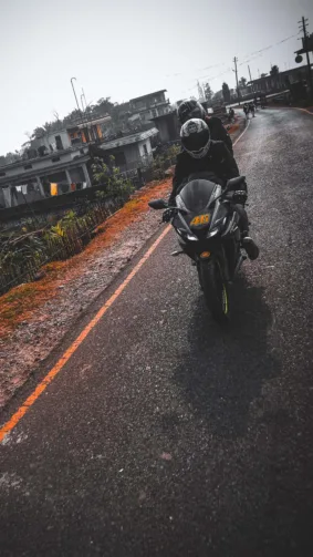 Dark Rider 46 Yamaha R3