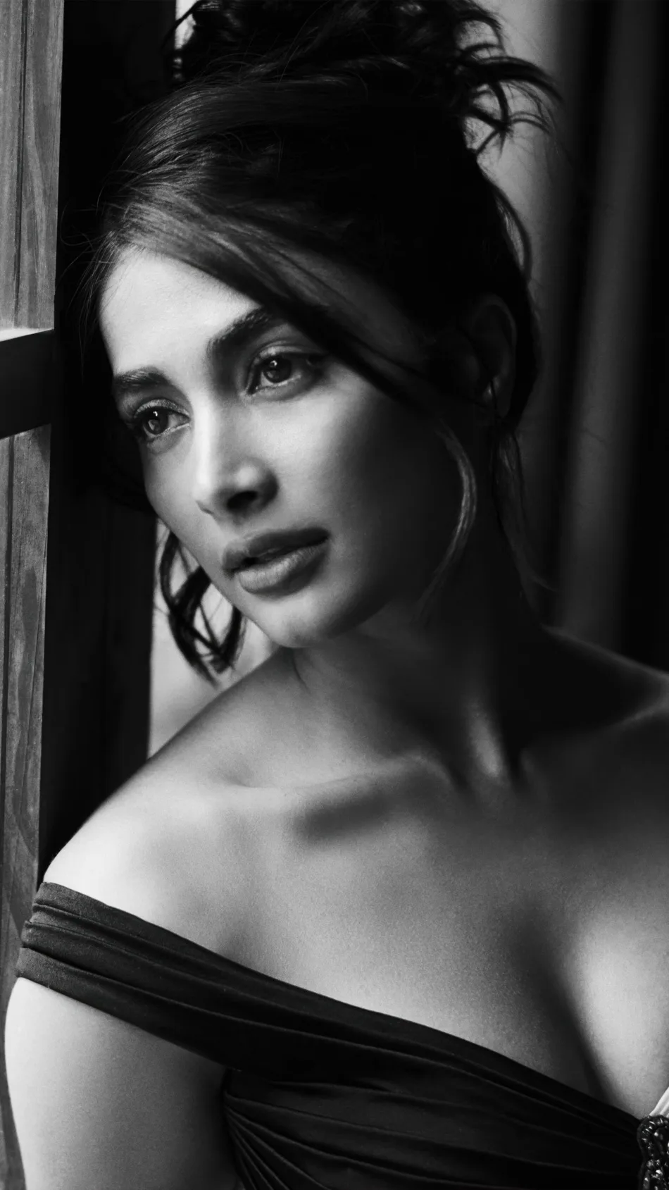 Pooja Hegde Monochrome 2025 Photoshoot 4K Ultra HD Mobile Wallpaper