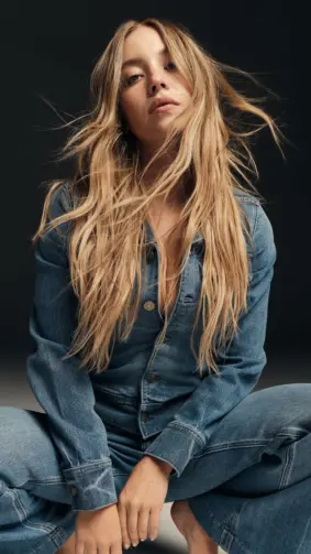 Sydney Sweeney 2026 Dark Background Photoshoot 4K Ultra HD Mobile Wallpaper