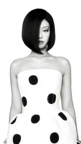 Singer Jennie In Black & White 2026 Monochrome Photoshoot 4K Ultra HD Mobile Wallpaper